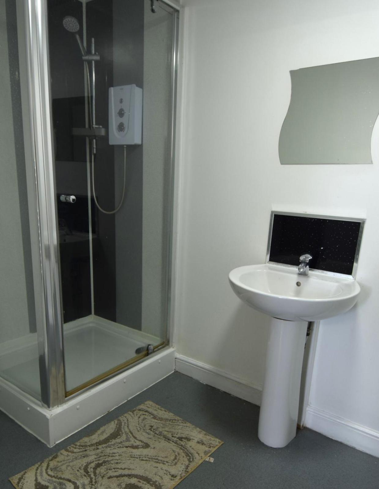 מידלסבורו Oyo Victoria Apartments מראה חיצוני תמונה